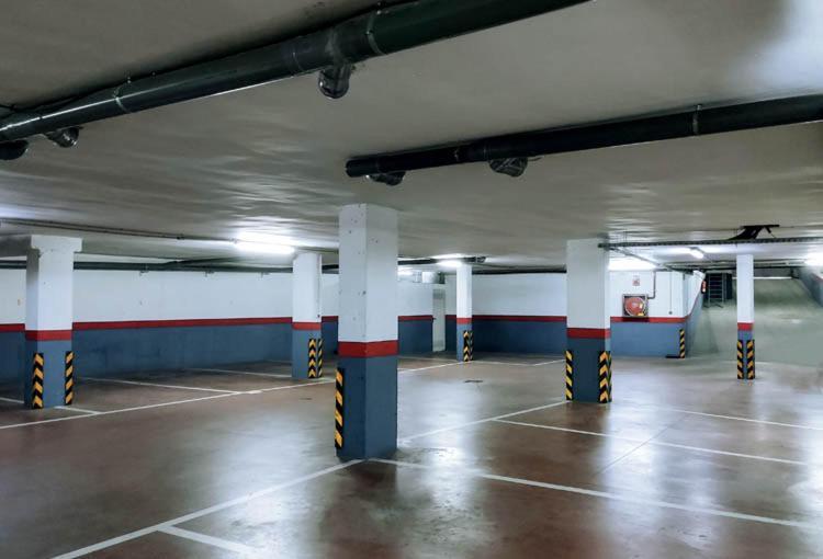 Hostal Plaza Mayor Torrejón de Ardoz Exteriör bild