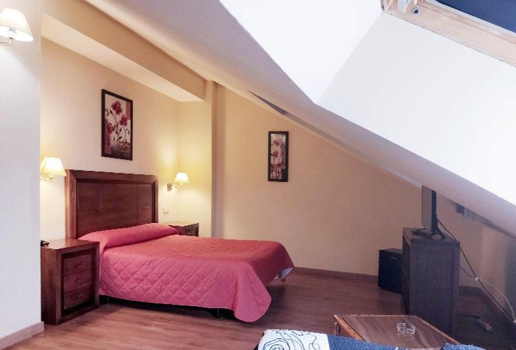 Hostal Plaza Mayor Torrejón de Ardoz Exteriör bild