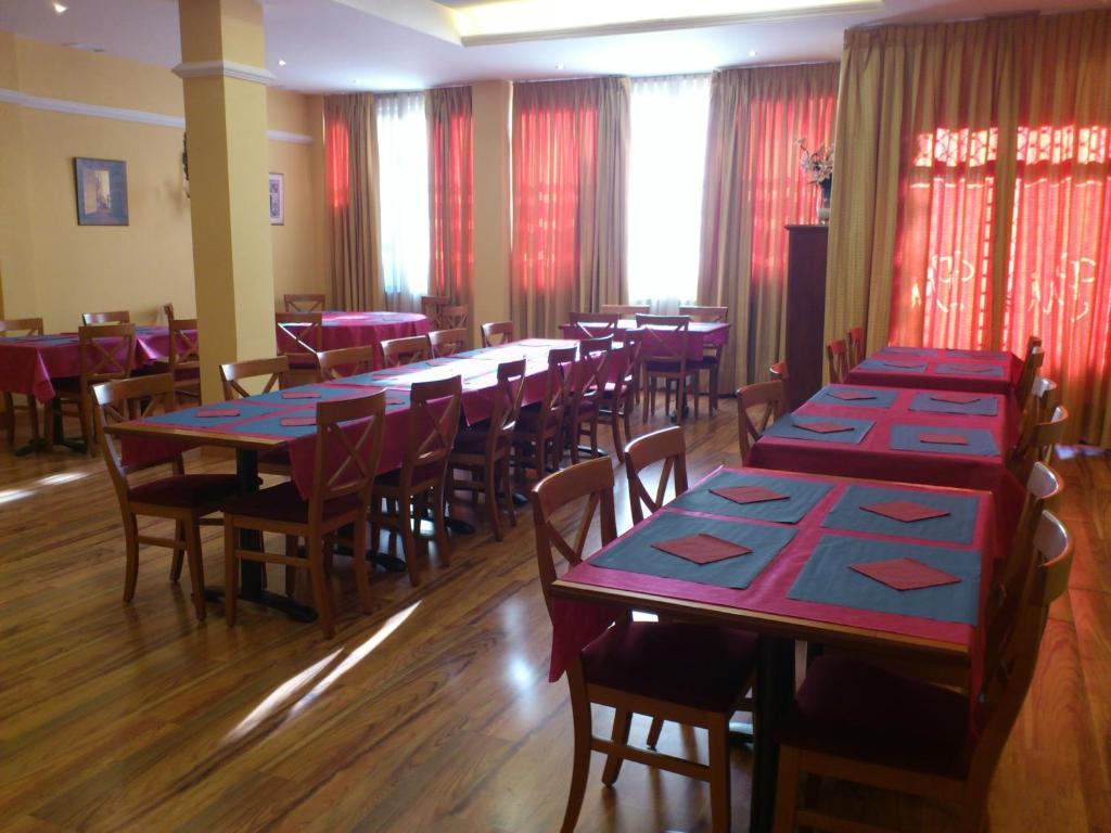 Hostal Plaza Mayor Torrejón de Ardoz Exteriör bild